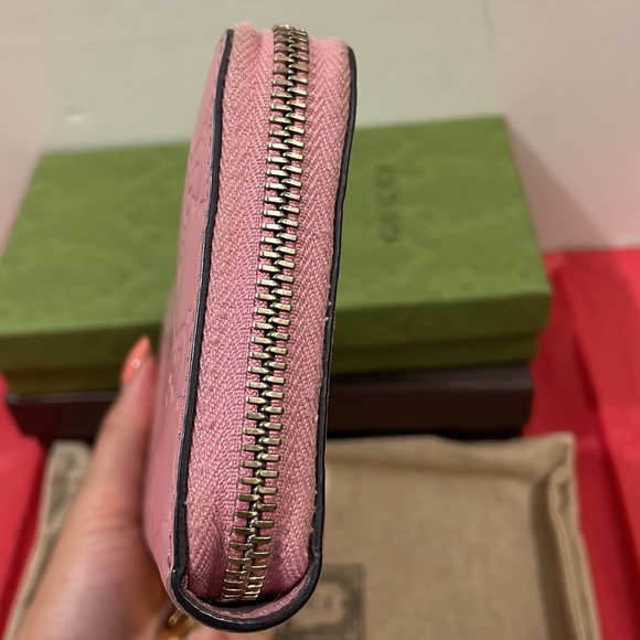 SOLD‼️Authentic Guccisima Pink Leather Zippy Wallet💓 - Picture 6 of 15
